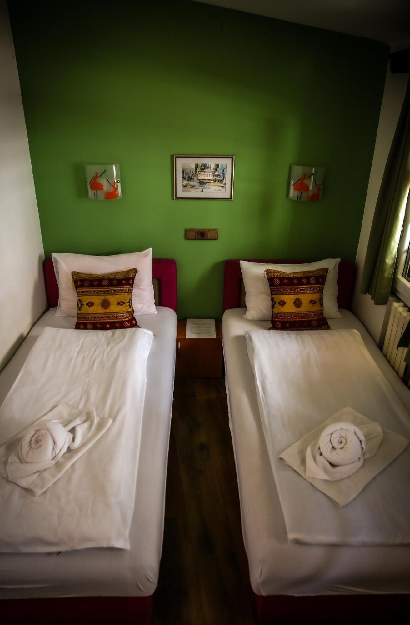 Guesthouse Nia Deluxe سراييفو المظهر الخارجي الصورة