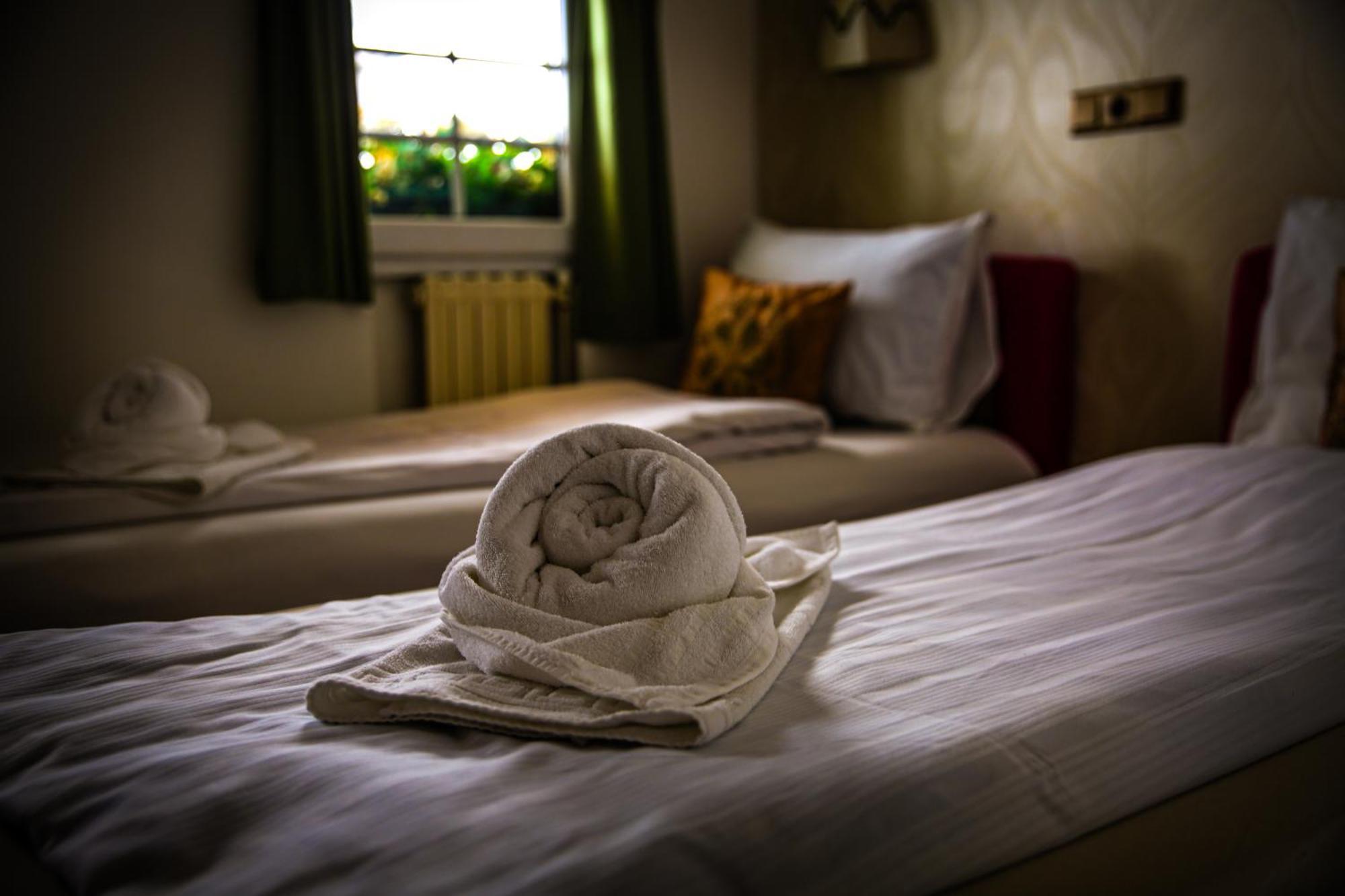 Guesthouse Nia Deluxe سراييفو المظهر الخارجي الصورة