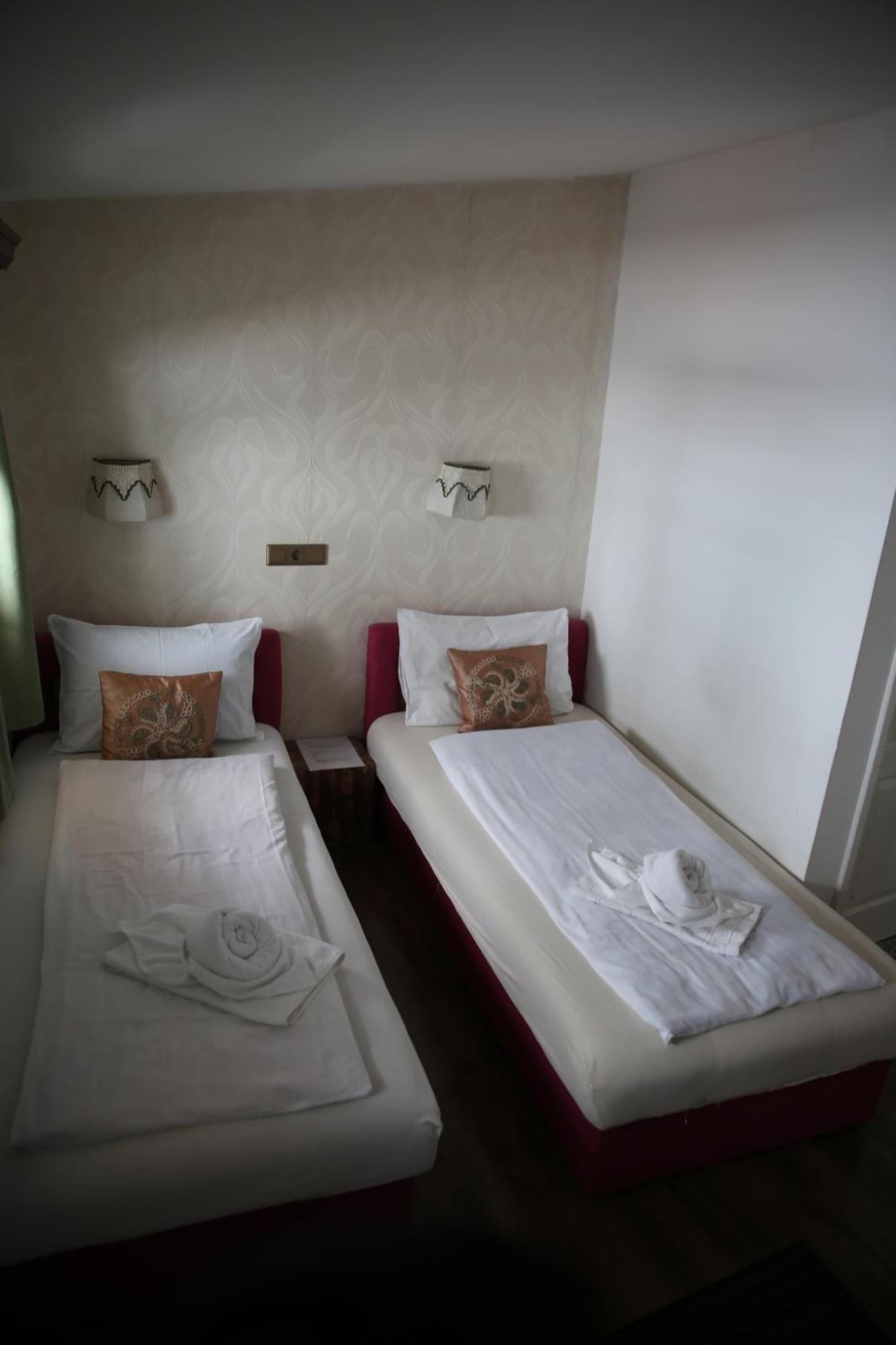 Guesthouse Nia Deluxe سراييفو المظهر الخارجي الصورة